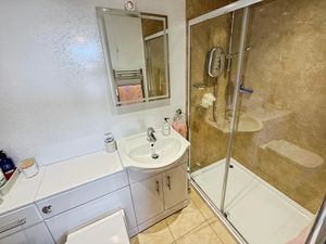 Photo 8- click for photo gallery